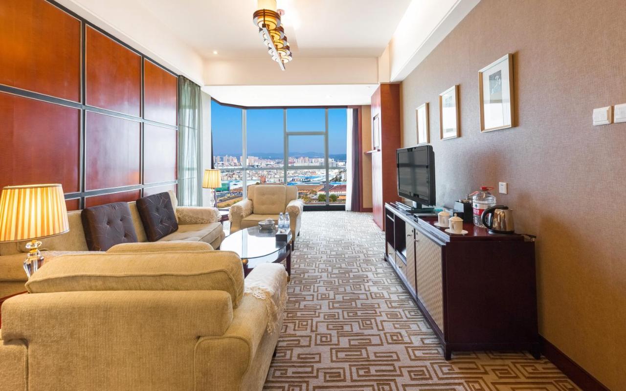 Empark Grand Hotel Куньмин Экстерьер фото