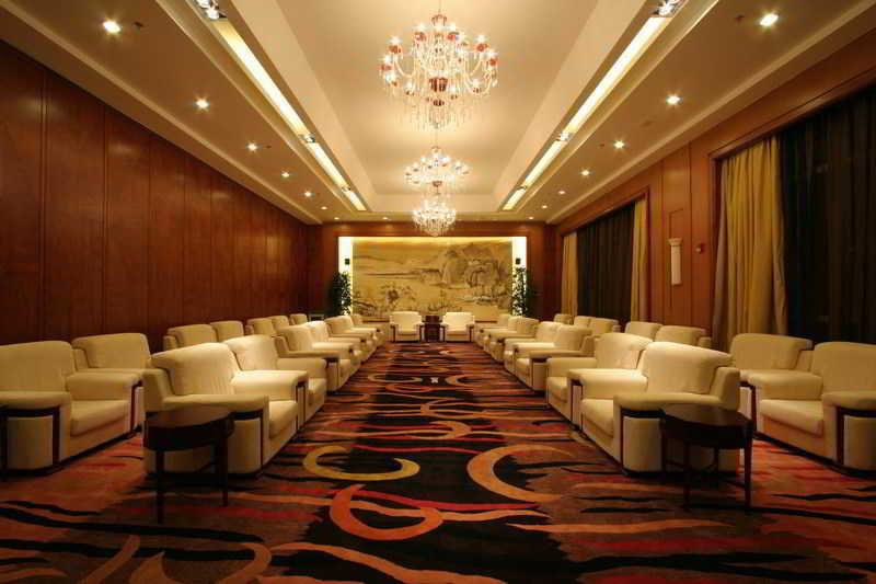 Empark Grand Hotel Куньмин Экстерьер фото